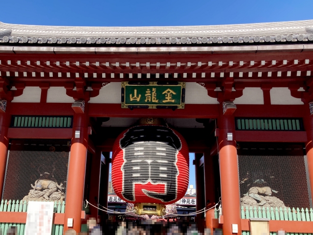 浅草寺の山門