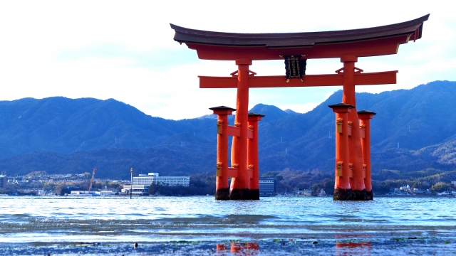 厳島神社の鳥居