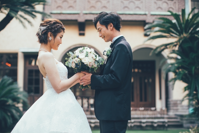 雨の日の結婚式