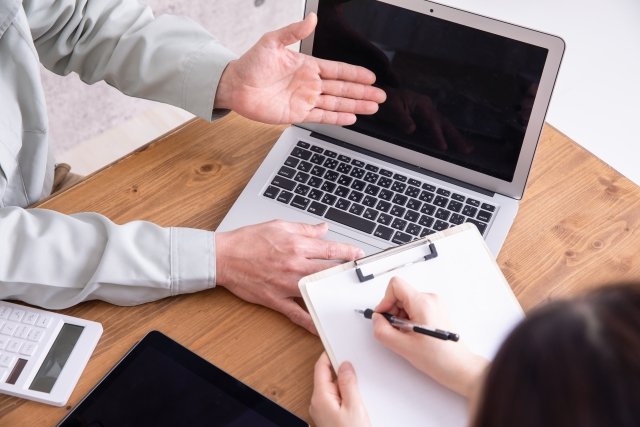 内容と詳細の説明