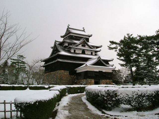 冬の松江城